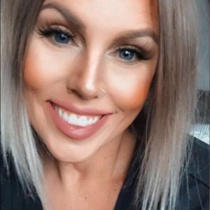 Meet your Posher, Brandi